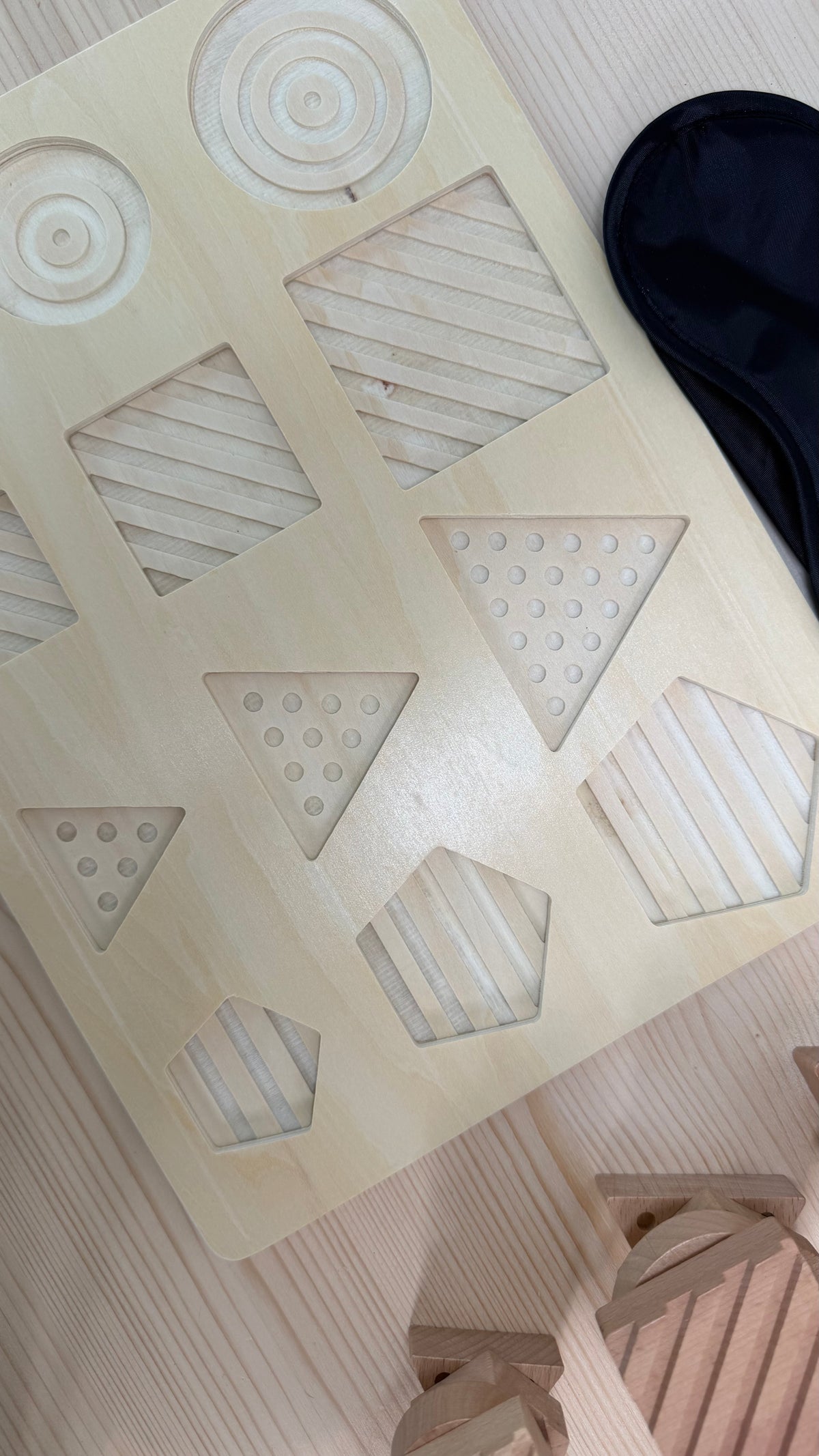 Fühlen was du nicht siehst – Sensorik-Puzzle